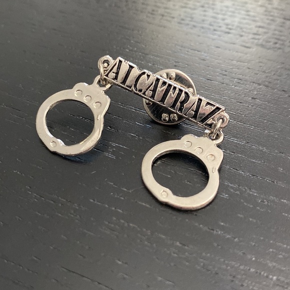 NWOT Alcatraz Prison Island Pin with Handcuffs - Picture 2 of 4